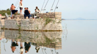 Notice to anglers regarding the purchase of fishing permits